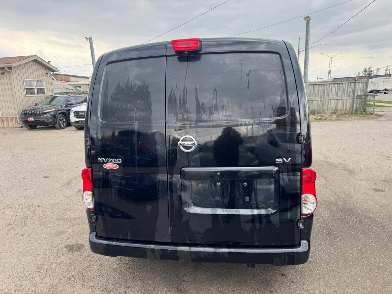 2014 Nissan NV200 S, MINI CARGO, 4 CYL, GREAT ON FUEL, AS IS SPECIA Photo3