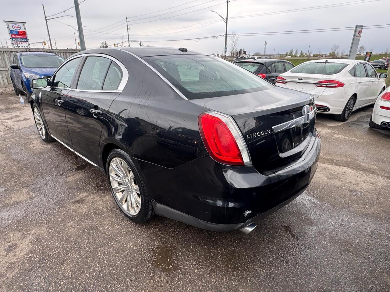 2011 Lincoln MKS SEDAN, AWD, LEATHER, NAVI, LOADED, AS IS SPECIAL Photo2