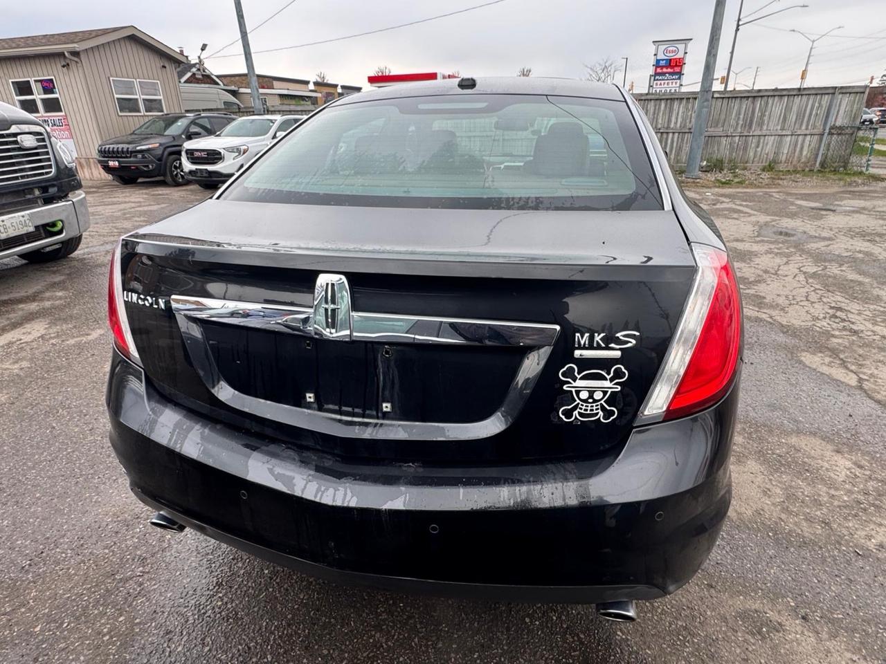 2011 Lincoln MKS SEDAN, AWD, LEATHER, NAVI, LOADED, AS IS SPECIAL Photo