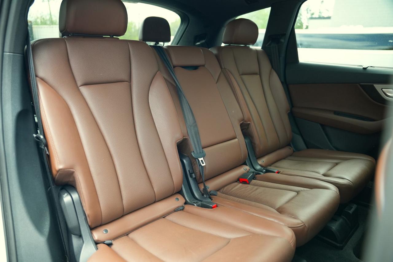 2017 Audi Q7 3.0 Premium Plus Quattro Photo
