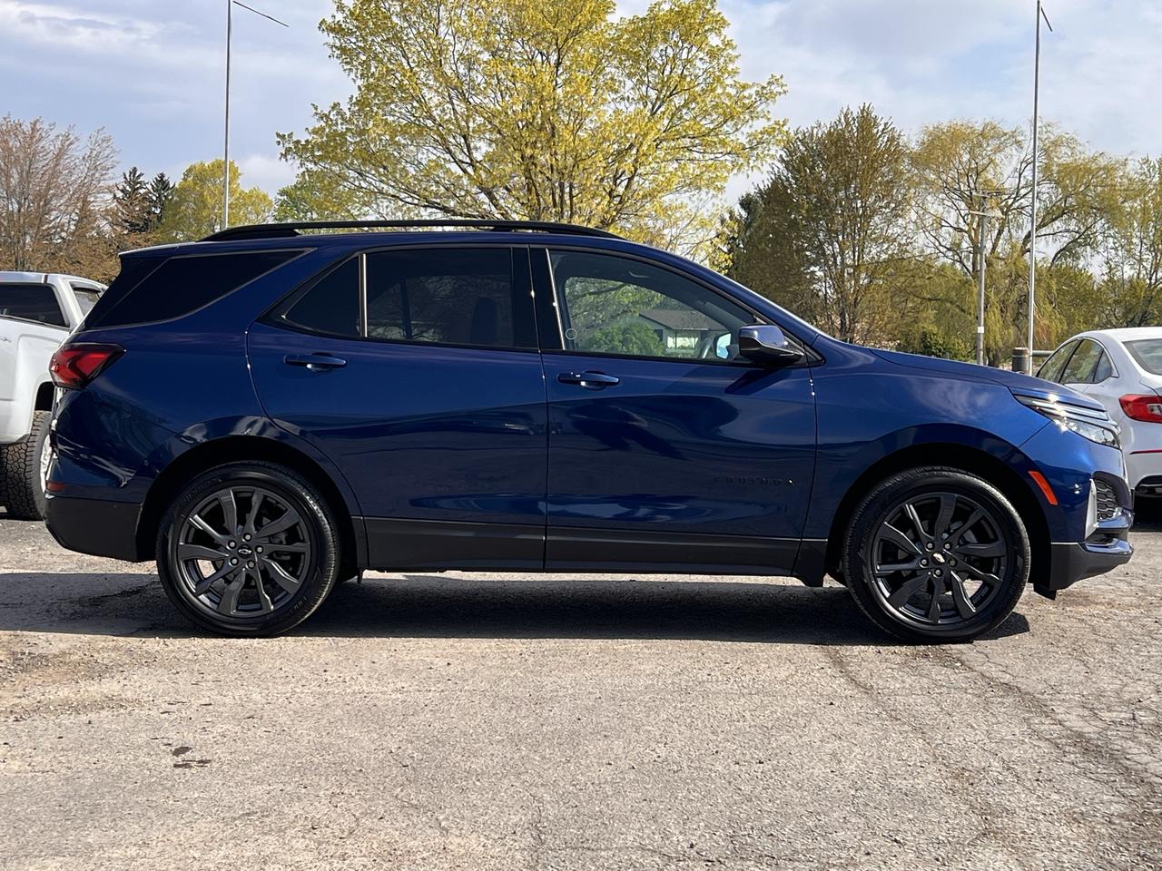 2022 Chevrolet Equinox RS Photo