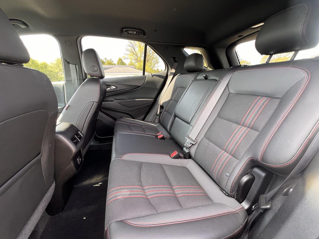 2022 Chevrolet Equinox RS Photo