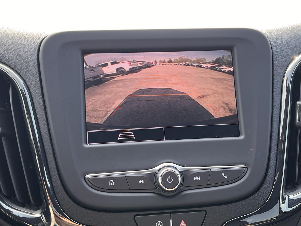 2022 Chevrolet Equinox RS Photo