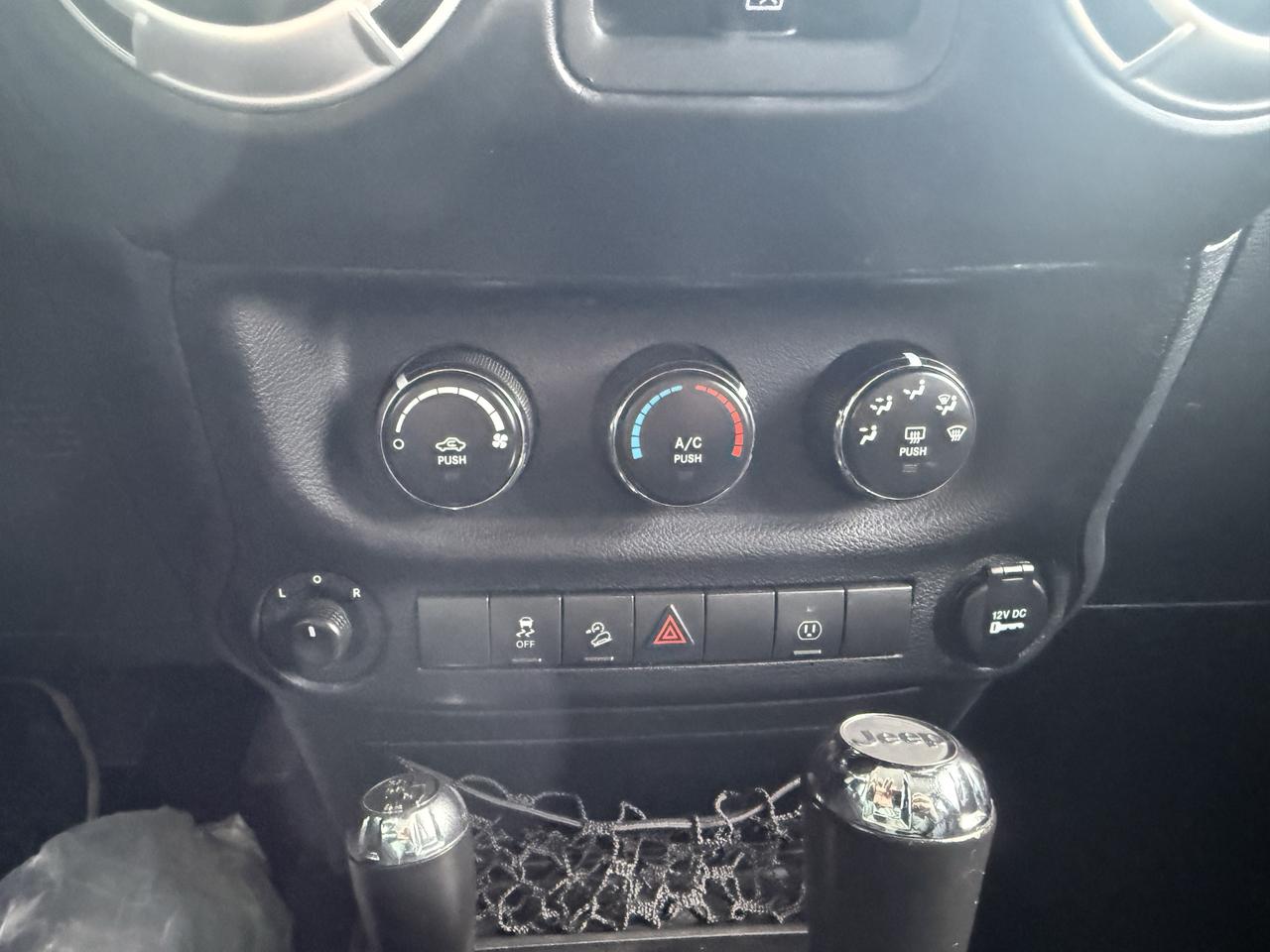 2014 Jeep Wrangler Sahara Photo