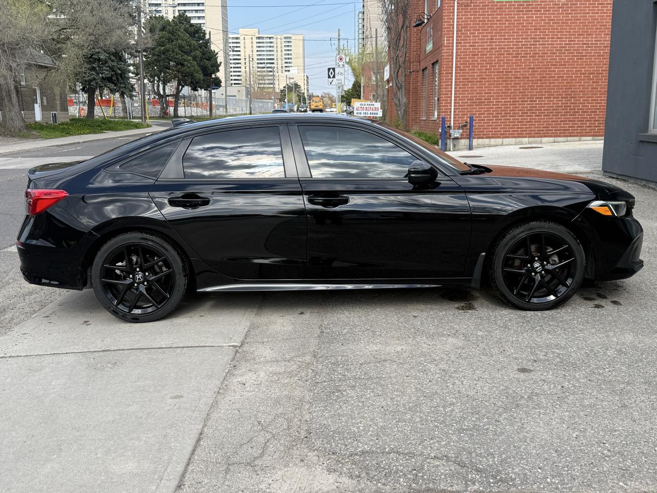 2022 Honda Civic EX Photo3