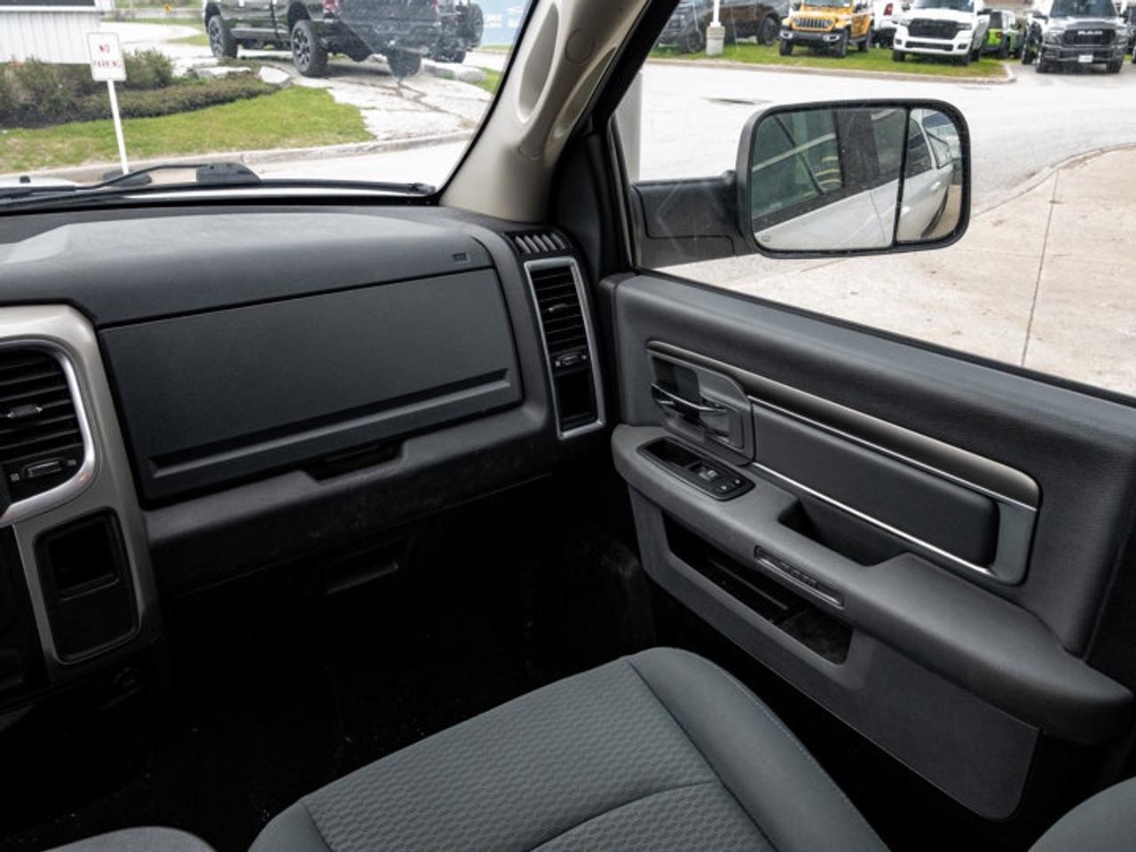 2019 RAM 1500 Classic SLT Photo