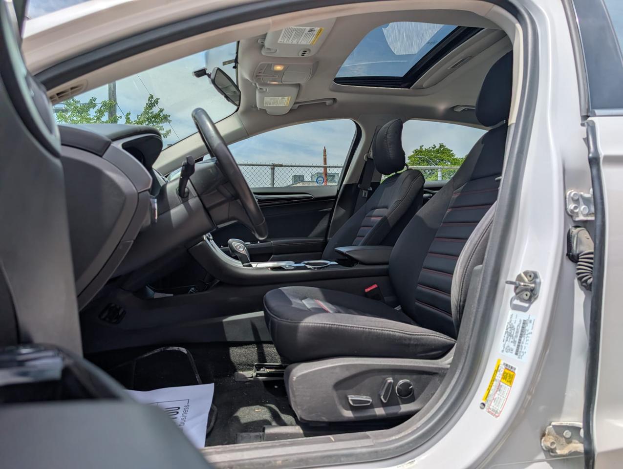 2013 Ford Fusion SE Photo
