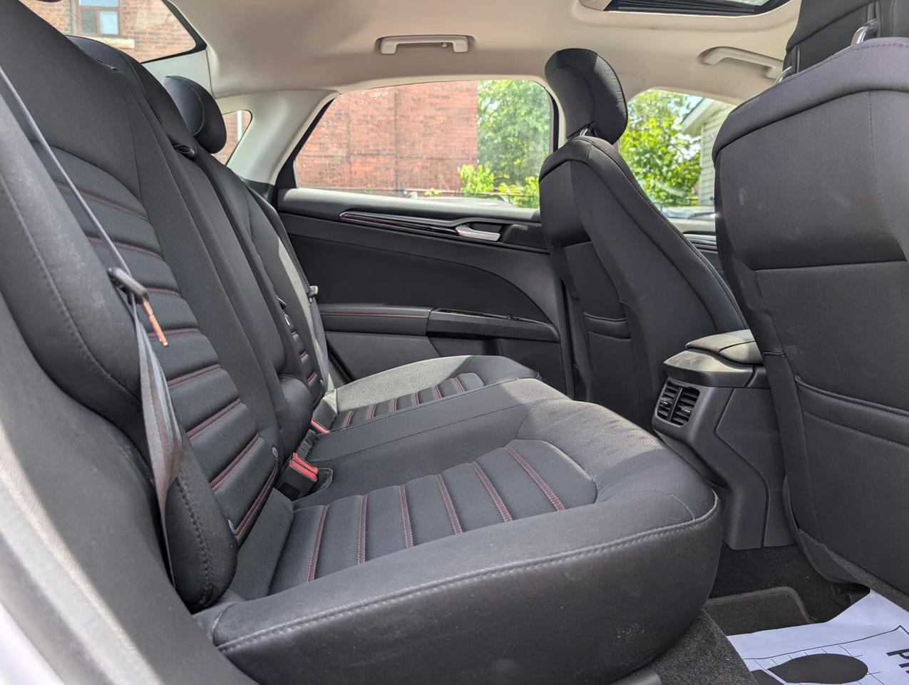 2013 Ford Fusion SE Photo