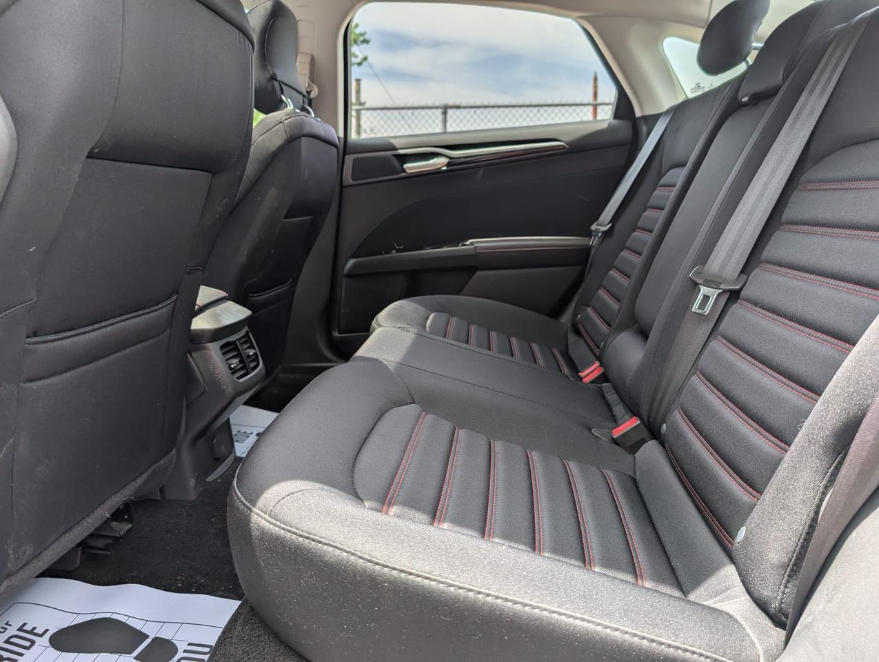 2013 Ford Fusion SE Photo