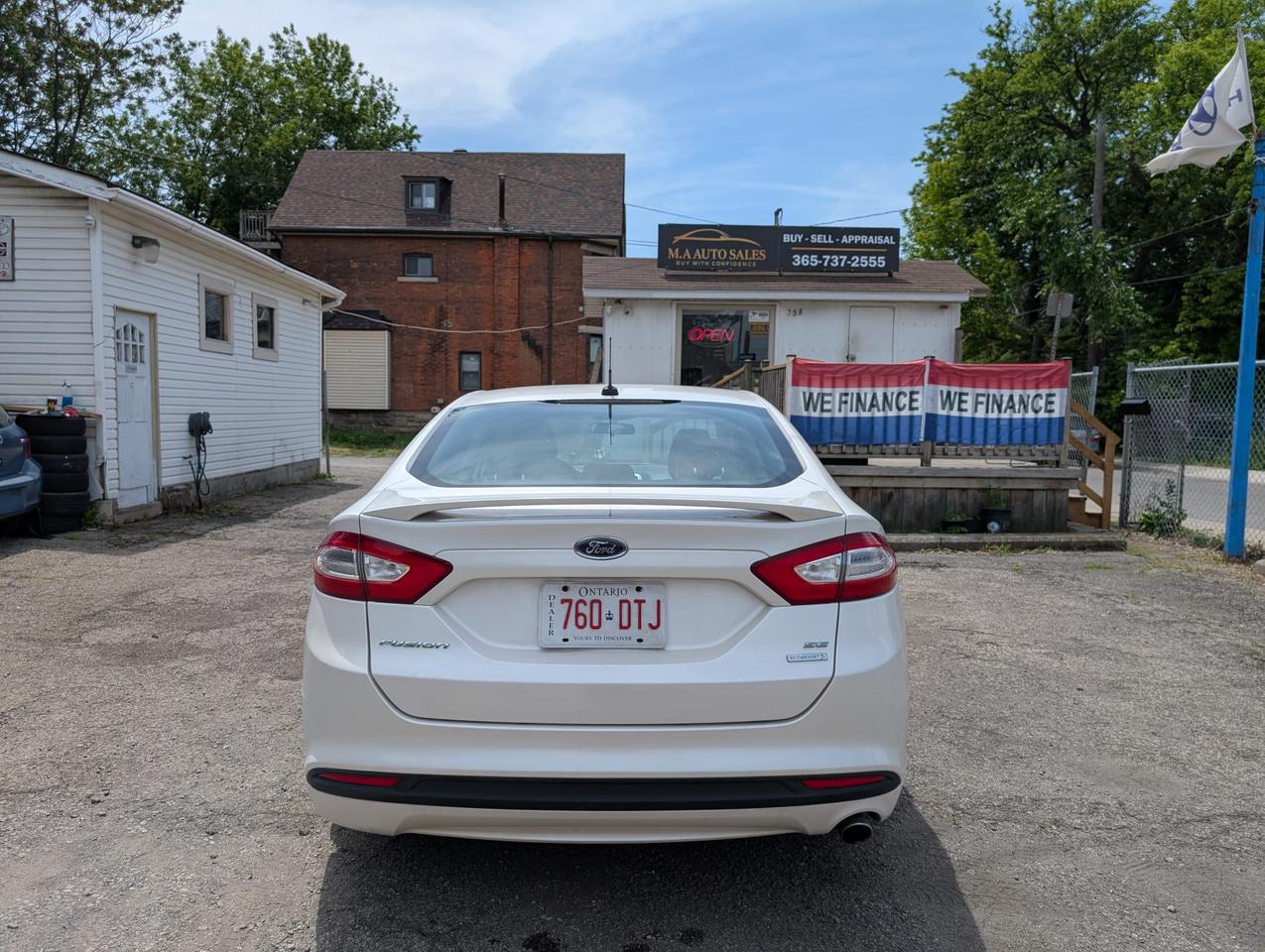 2013 Ford Fusion SE Photo4