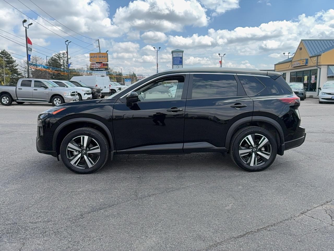 2024 Nissan Rogue SV Moonroof AWD 1.5L3cylTurboGas Leather Heated Photo