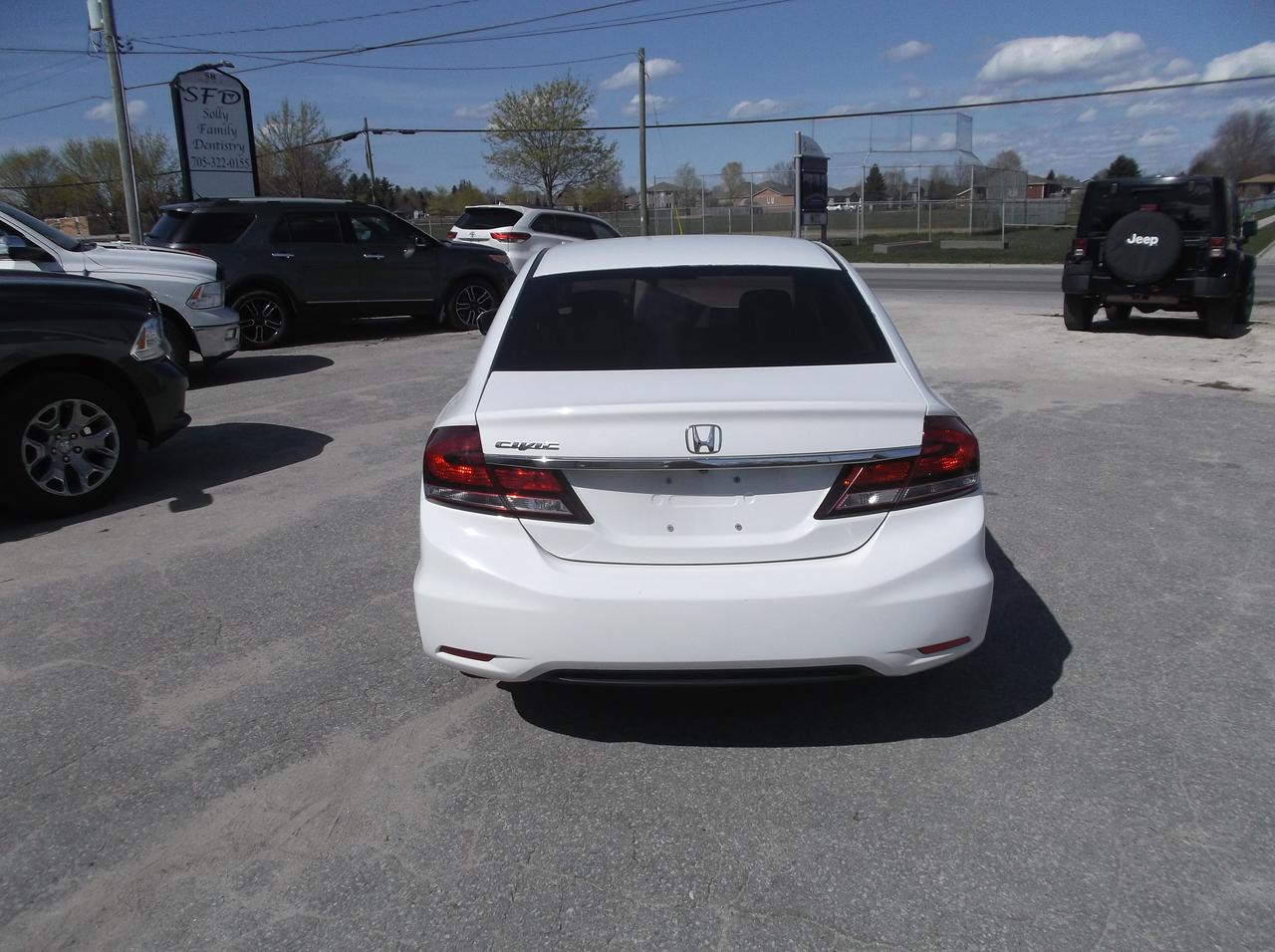 2014 Honda Civic LE Photo3