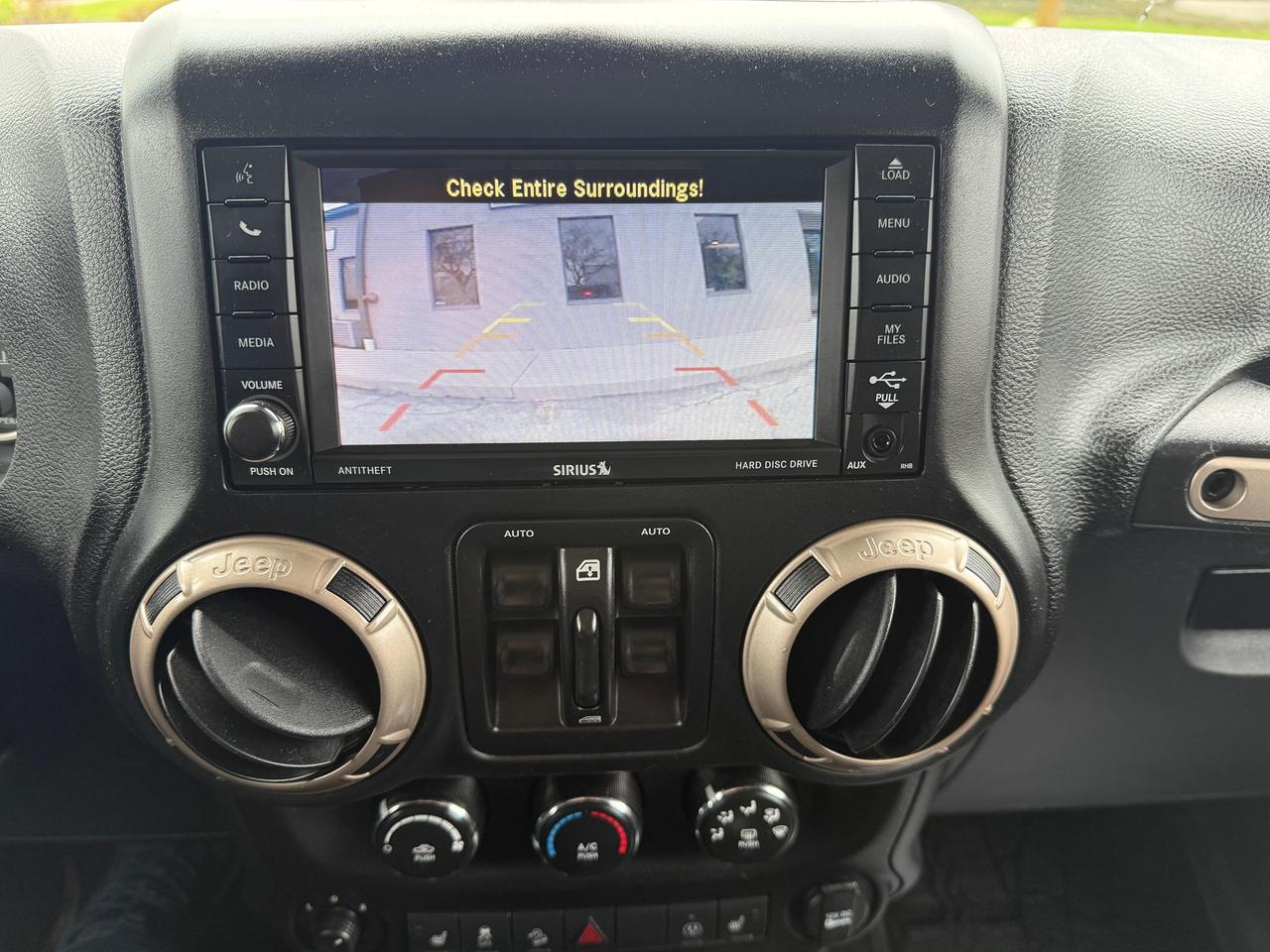 2016 Jeep Wrangler Unlimited Sahara 75th Anniversary..V6..CERTIFIED ! Photo