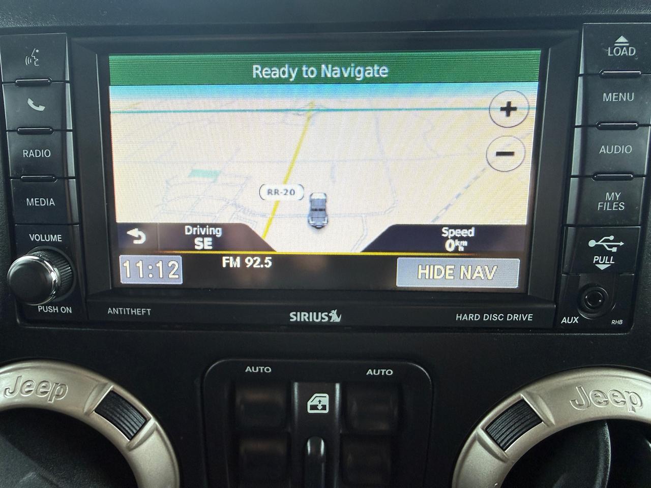 2016 Jeep Wrangler Unlimited Sahara 75th Anniversary..V6..CERTIFIED ! Photo4