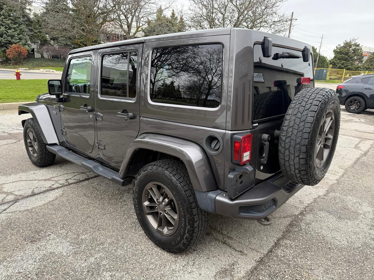 2016 Jeep Wrangler Unlimited Sahara 75th Anniversary..V6..CERTIFIED ! Photo