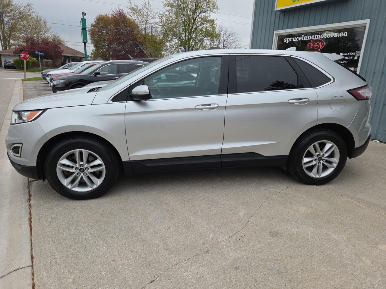 2017 Ford Edge SEL Photo