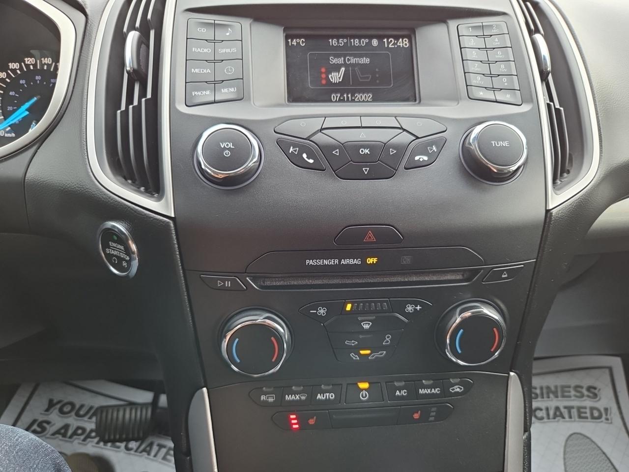 2017 Ford Edge SEL Photo