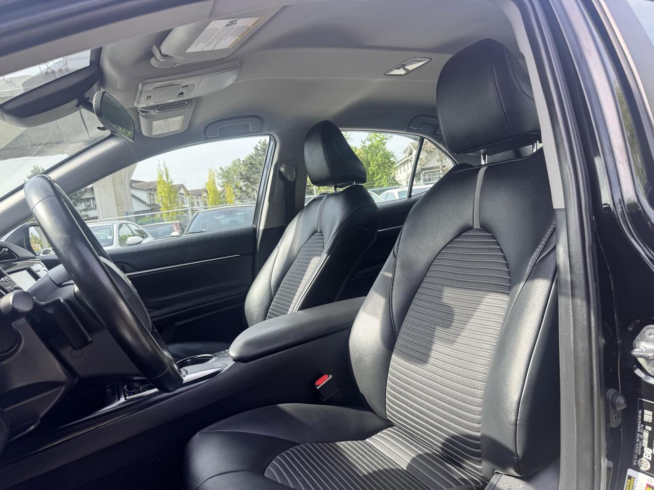 2019 Toyota Camry FINANCING AVASILABLE Photo8
