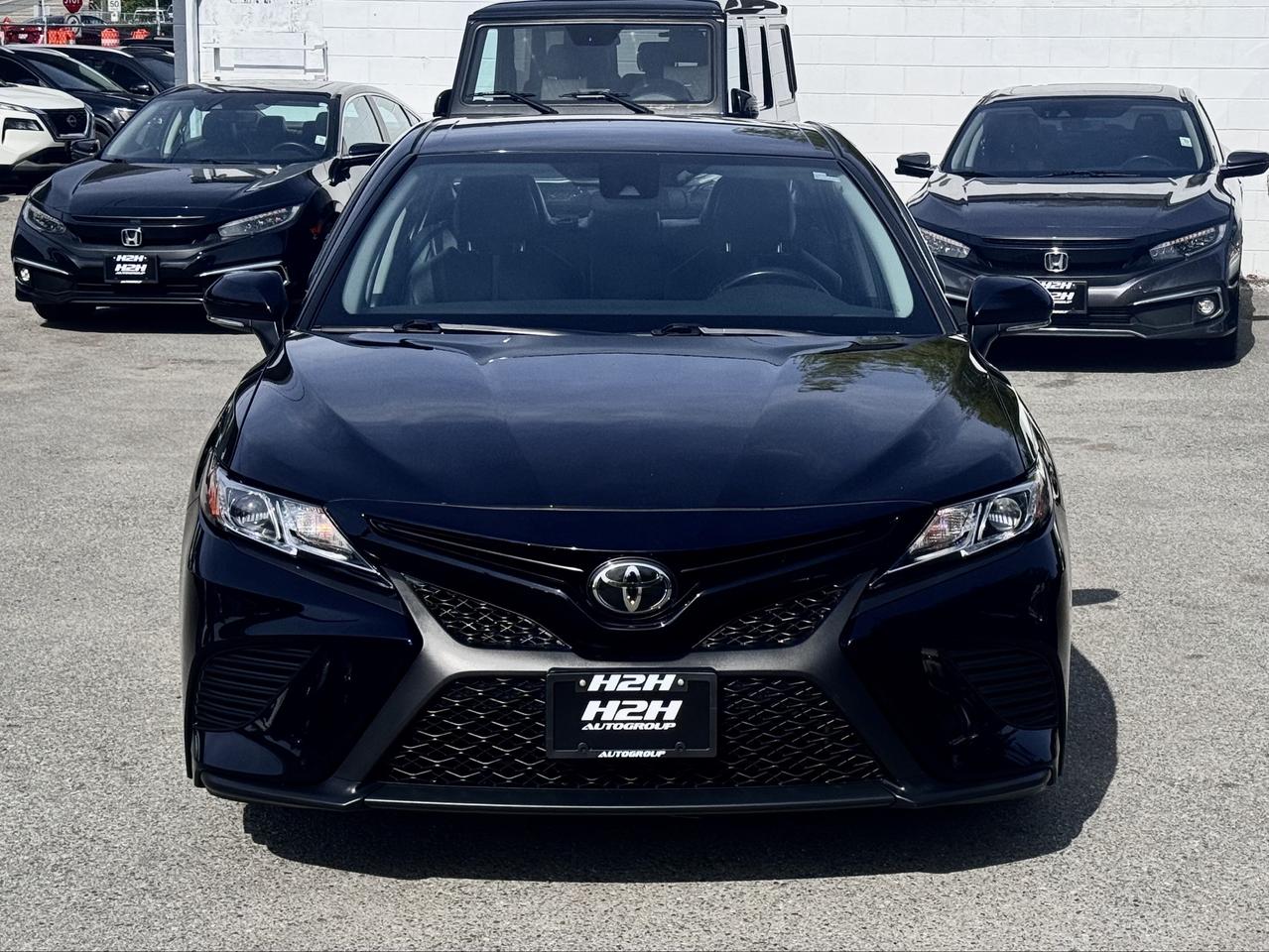 2019 Toyota Camry FINANCING AVASILABLE Photo2