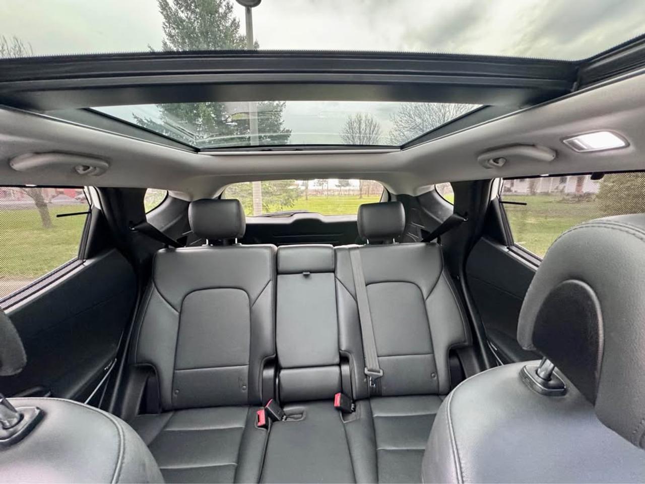 2018 Hyundai Santa Fe Sport Fully Loaded - No Accidents - Certified Photo