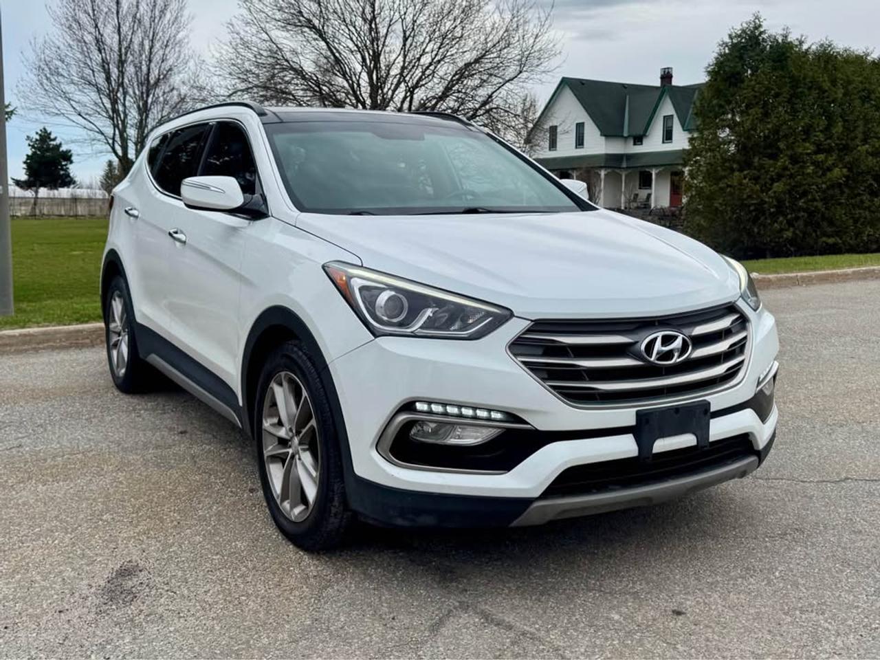 2018 Hyundai Santa Fe Sport Fully Loaded - No Accidents - Certified Photo