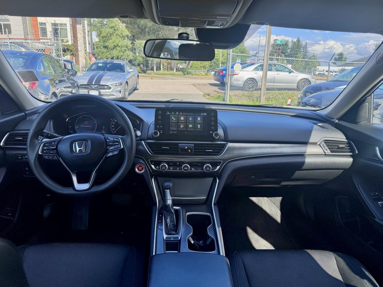 2018 Honda Accord FINANCING AVAILABLE Photo10
