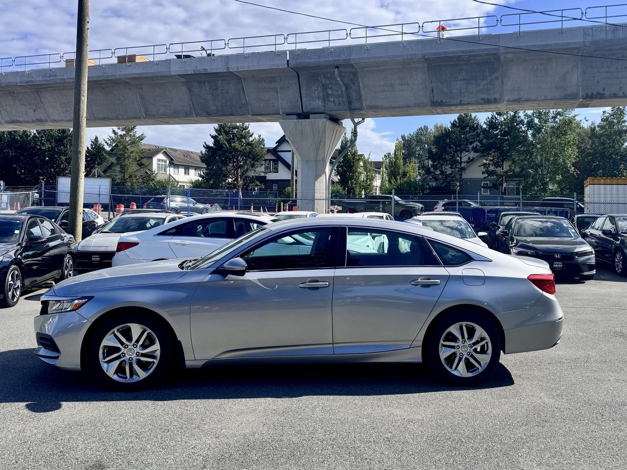 2018 Honda Accord FINANCING AVAILABLE Photo8