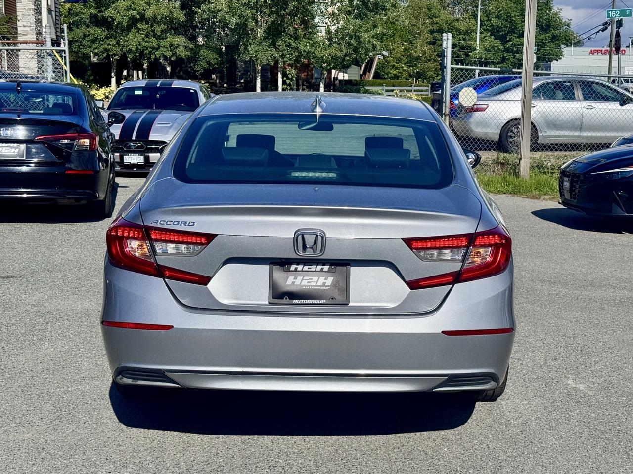2018 Honda Accord FINANCING AVAILABLE Photo6