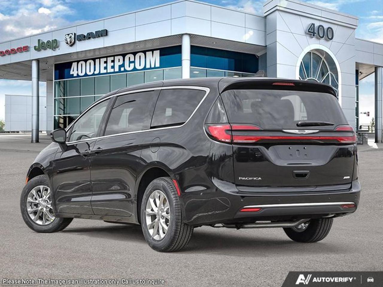 2027 Chrysler Pacifica Select Photo