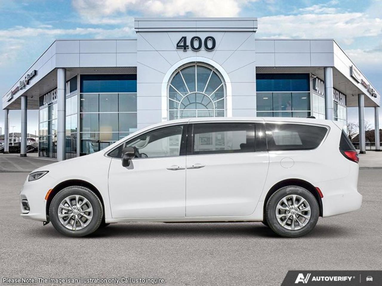 2027 Chrysler Pacifica Select Photo