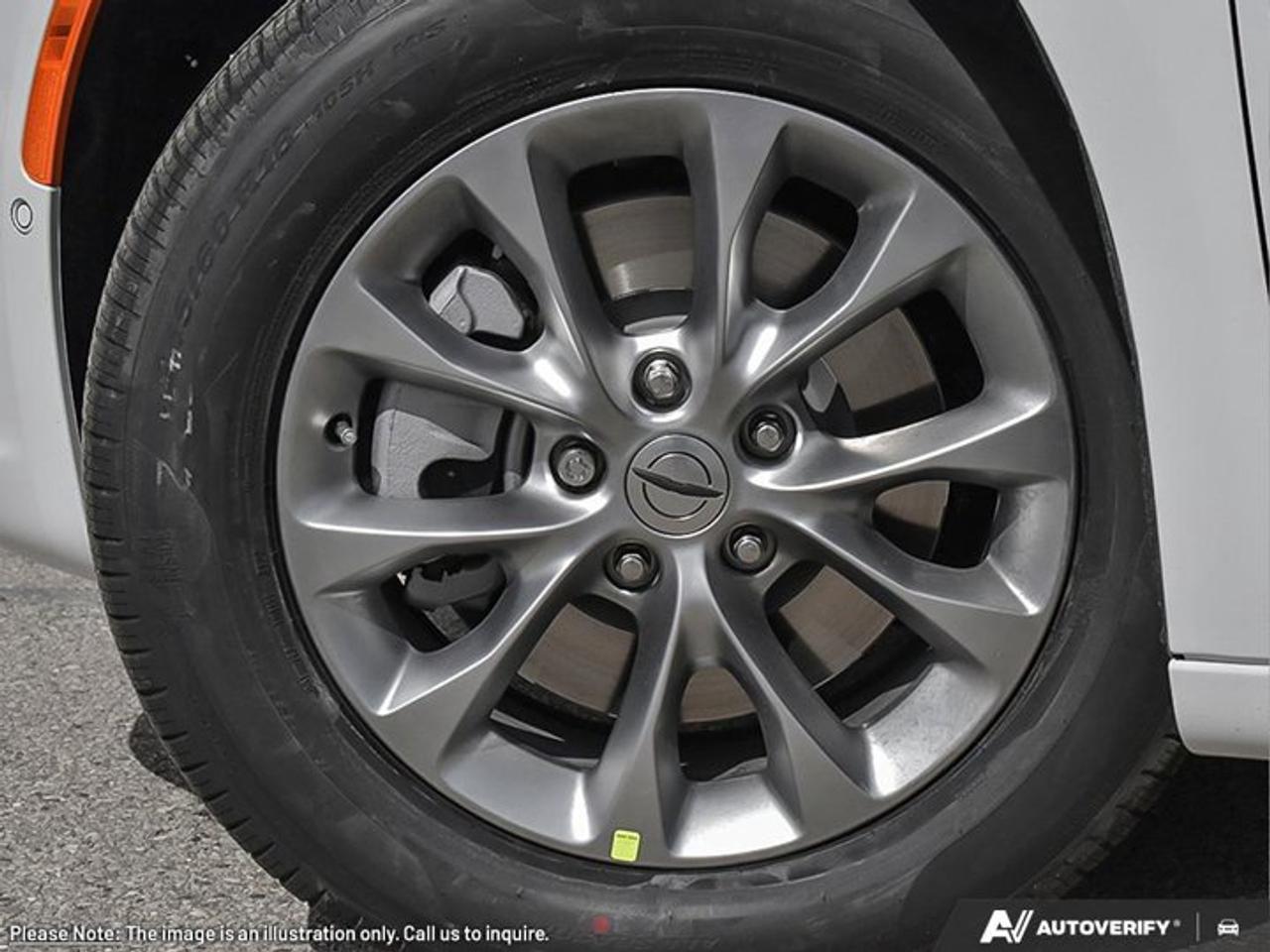 2027 Chrysler Pacifica Select Photo