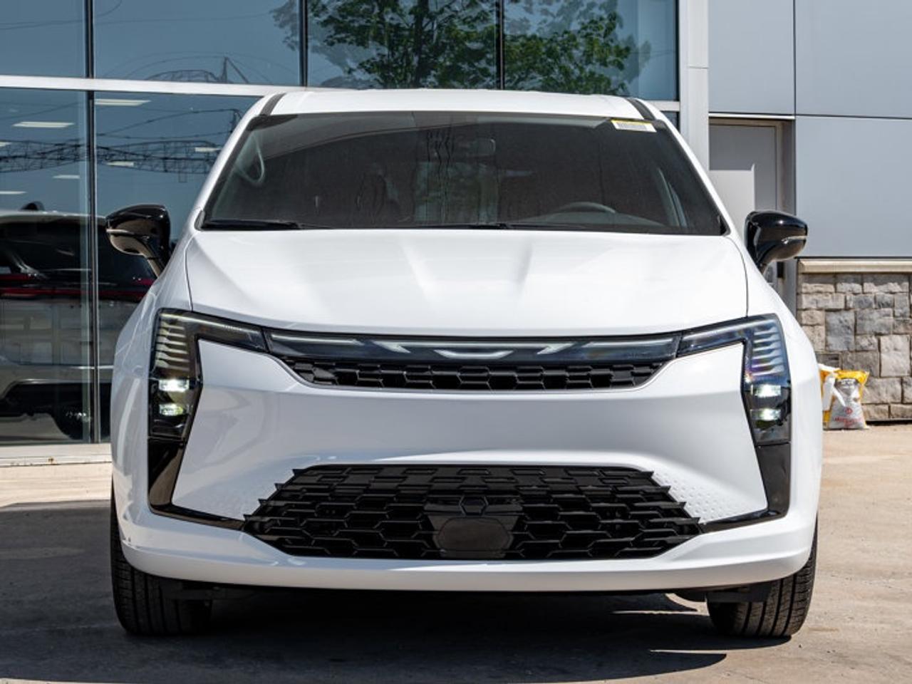 2027 Chrysler Pacifica Select Photo