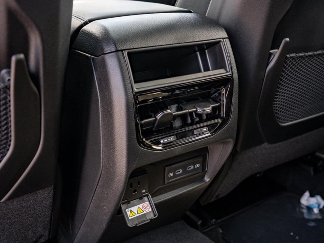 2026 Jeep Grand Cherokee Altitude Photo