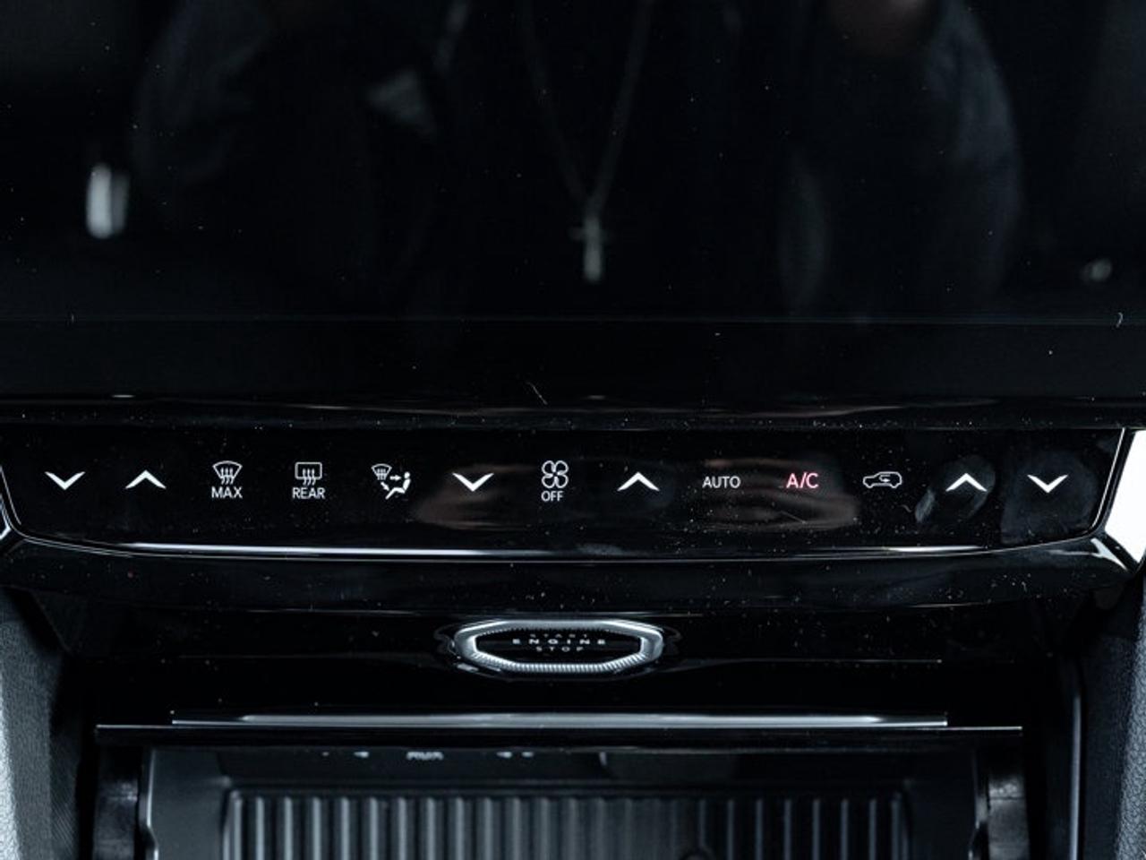 2026 Jeep Grand Cherokee Altitude Photo
