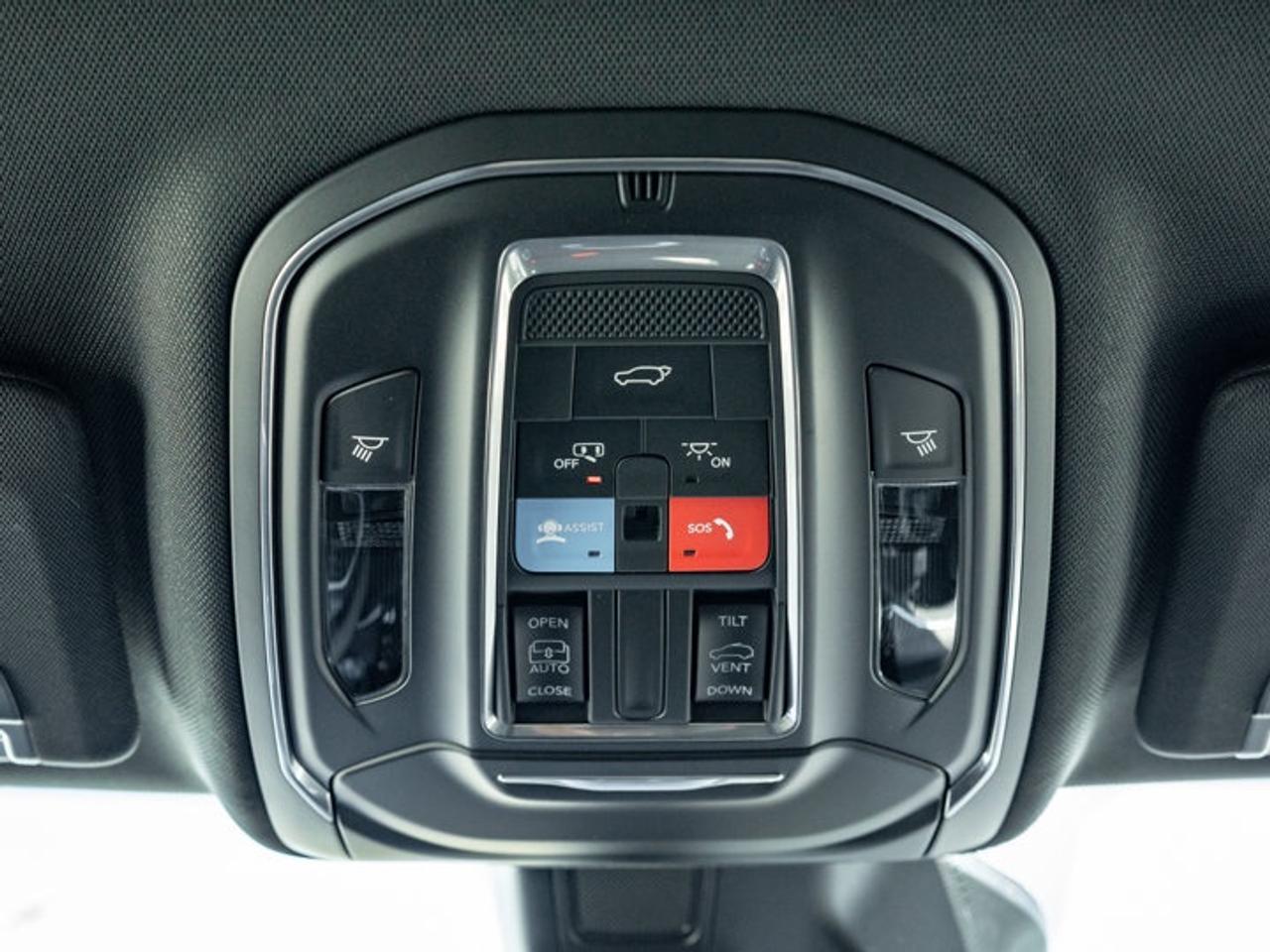 2026 Jeep Grand Cherokee Altitude Photo