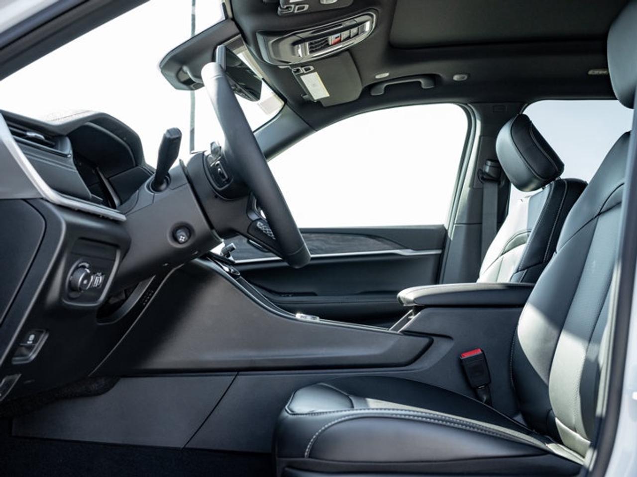 2026 Jeep Grand Cherokee L Limited Photo