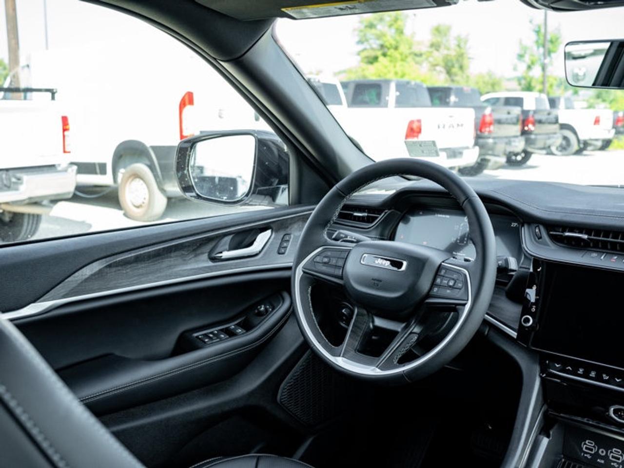 2026 Jeep Grand Cherokee L Limited Photo