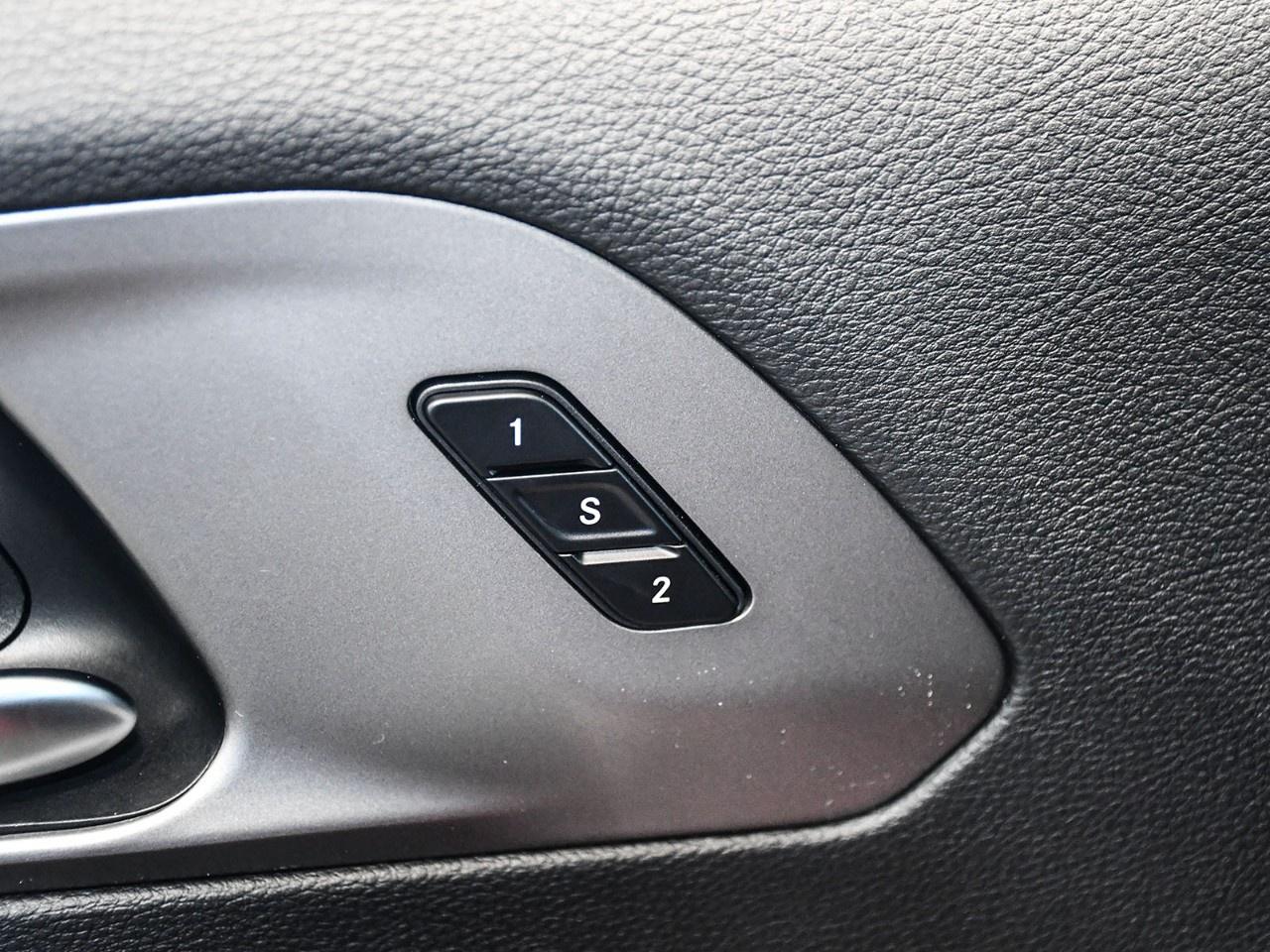 2027 Chrysler Pacifica Select FWD Photo