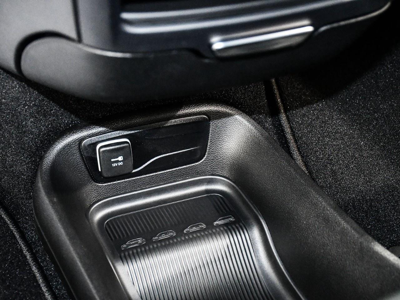 2027 Chrysler Pacifica Select FWD Photo