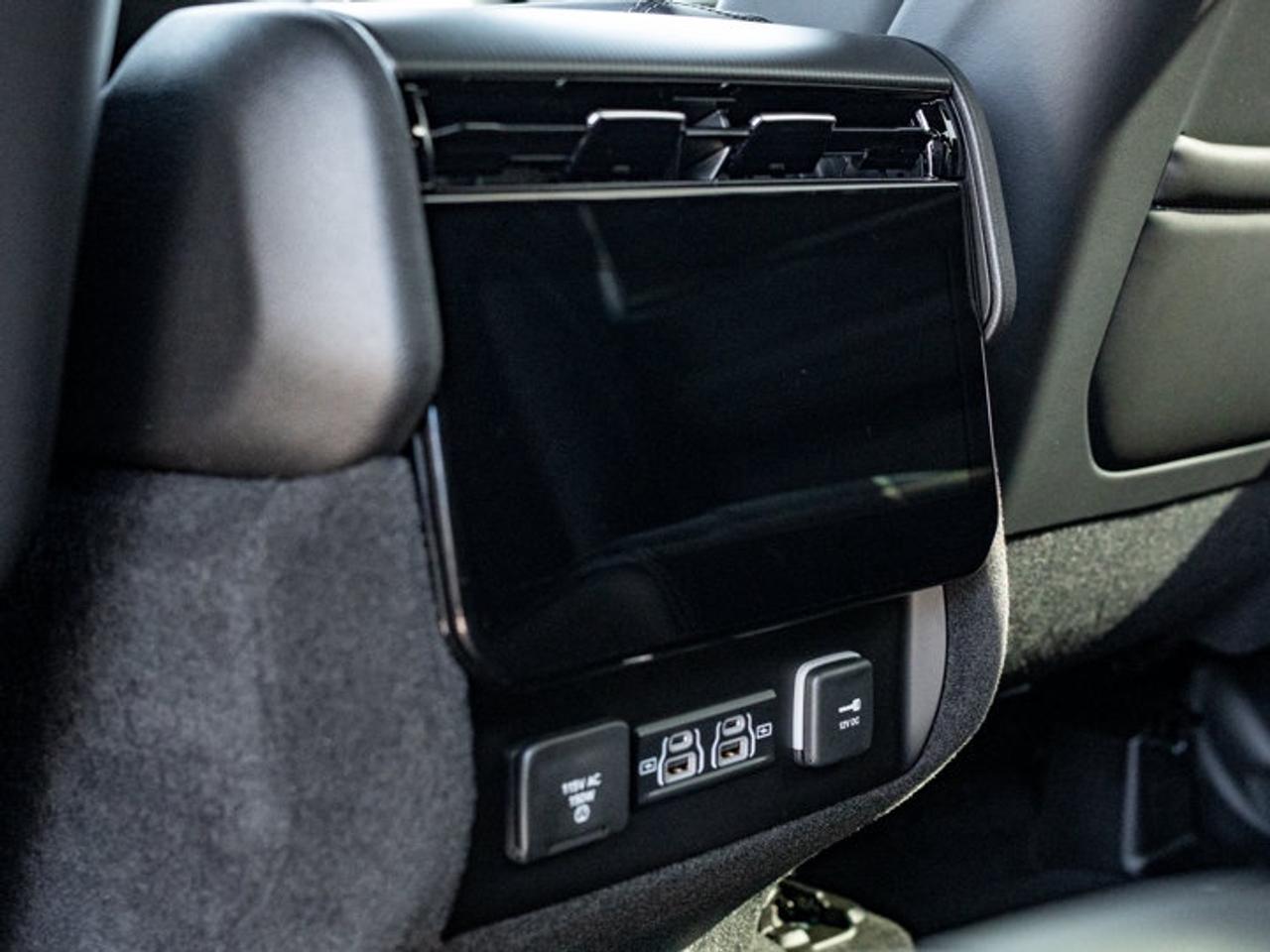2026 Jeep Grand Wagoneer L Summit Obsidian Photo