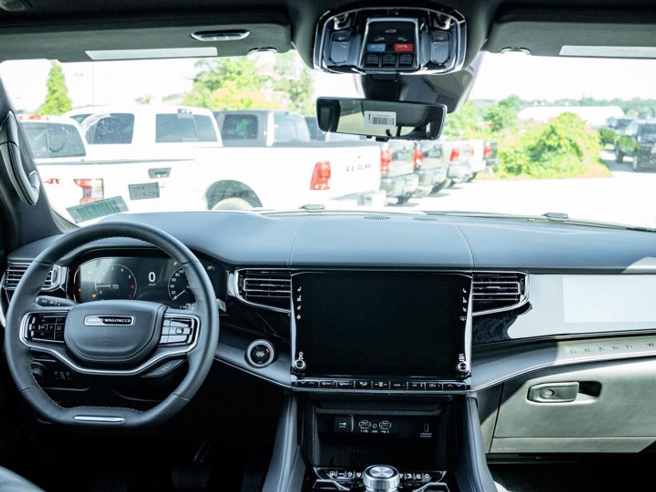 2026 Jeep Grand Wagoneer L Summit Obsidian Photo