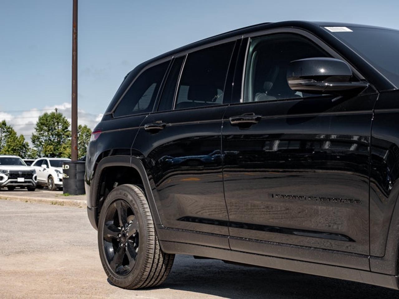 2026 Jeep Grand Cherokee Altitude Photo