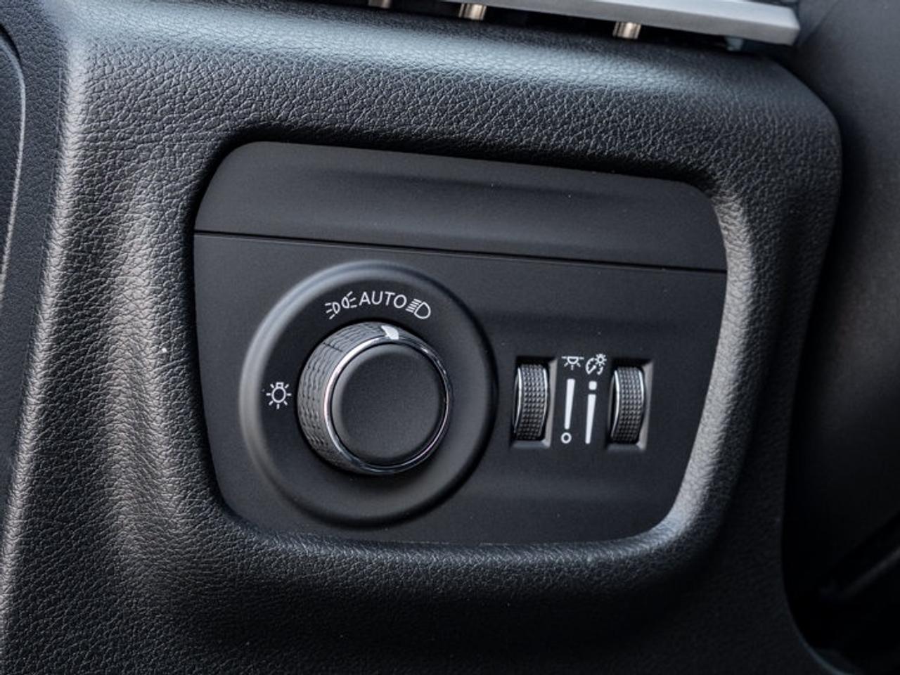 2026 Jeep Grand Cherokee Altitude Photo