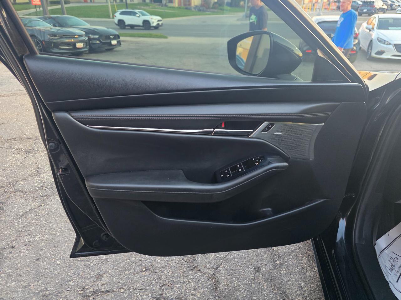 2019 Mazda MAZDA3 GT One Owner | Dealer Serviced | Leather | Sunroof | Navi Photo