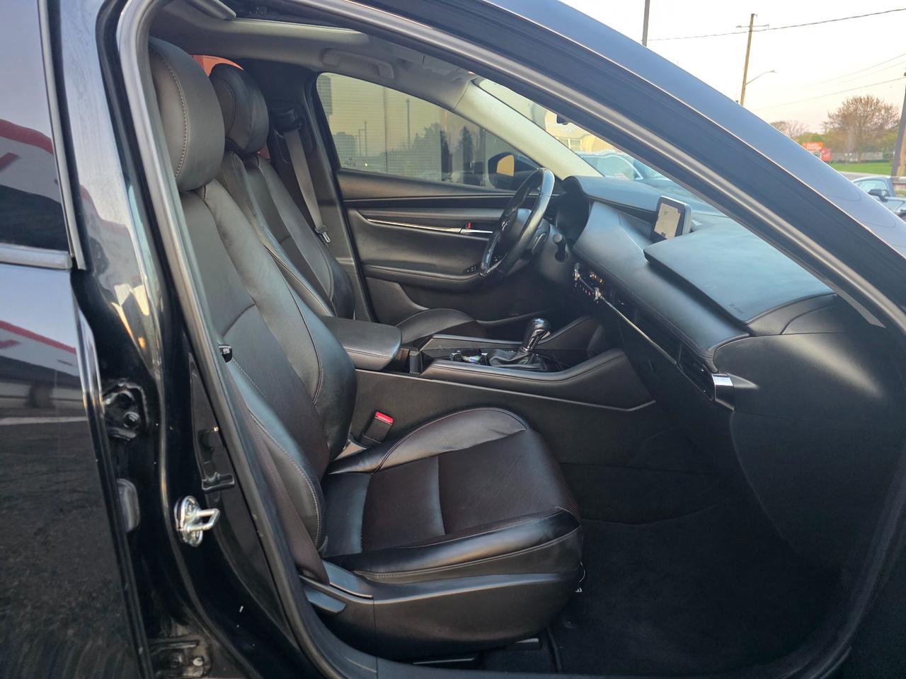 2019 Mazda MAZDA3 GT One Owner | Dealer Serviced | Leather | Sunroof | Navi Photo