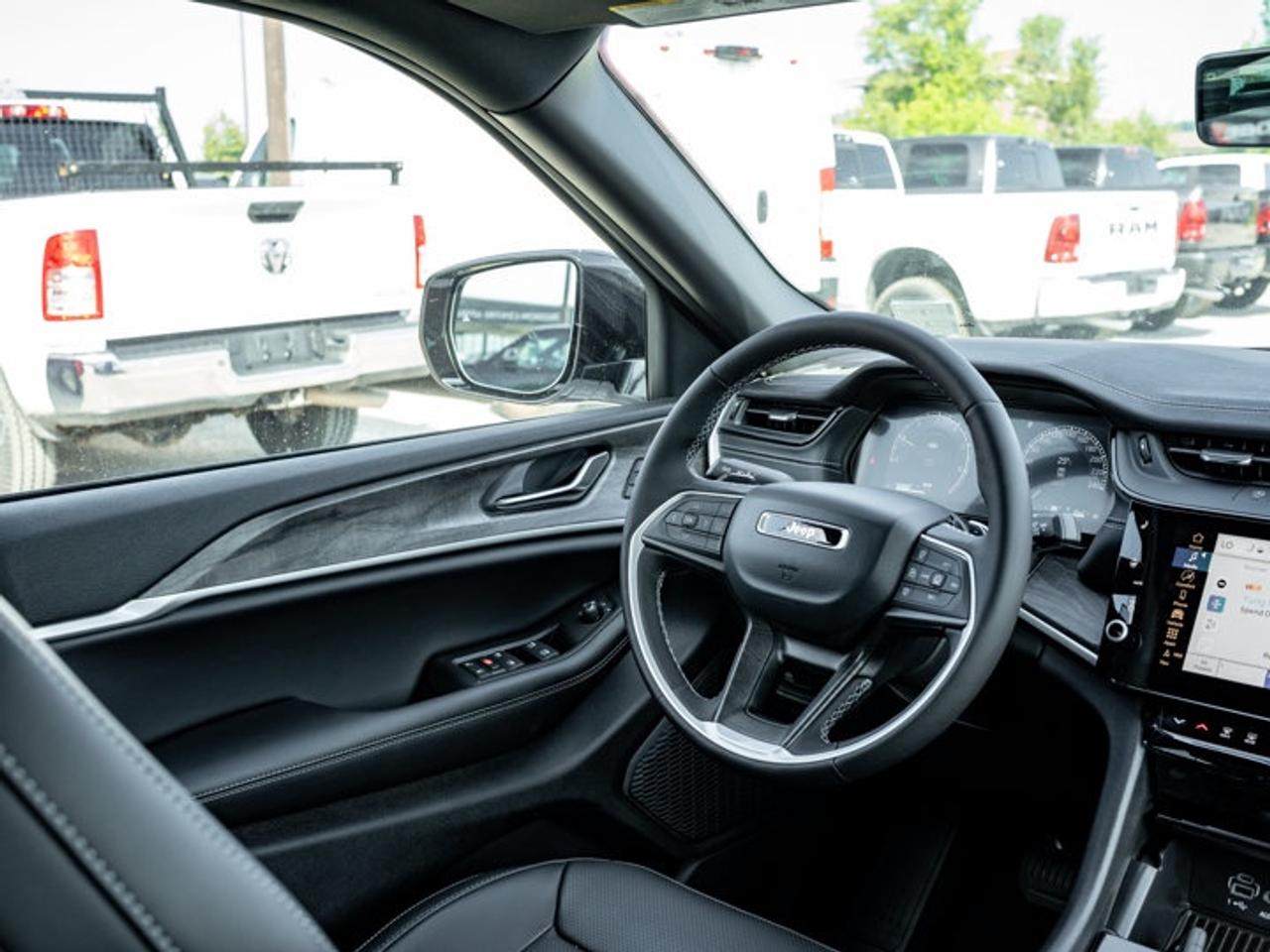 2026 Jeep Grand Cherokee L Limited Photo