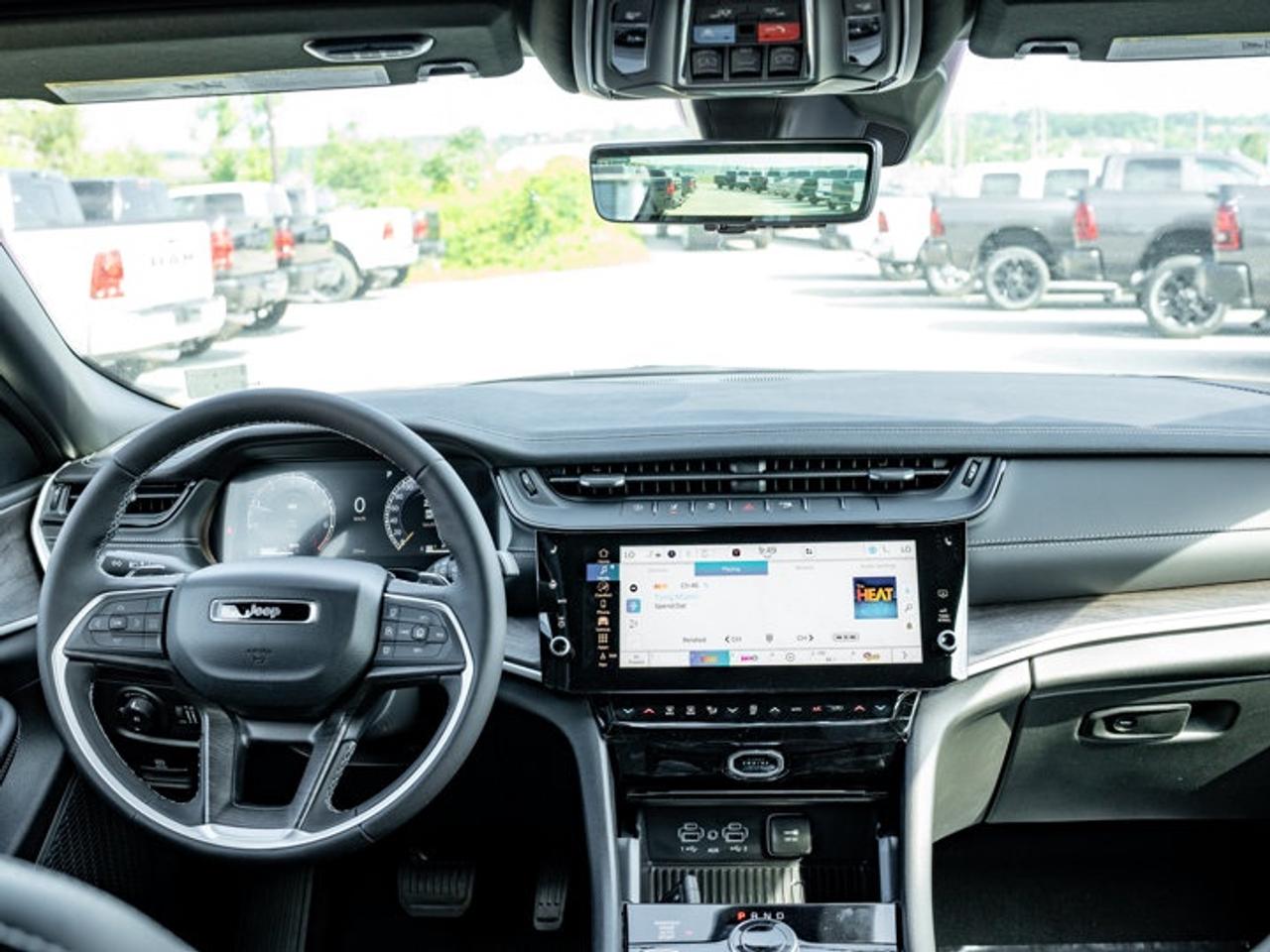 2026 Jeep Grand Cherokee L Limited Photo