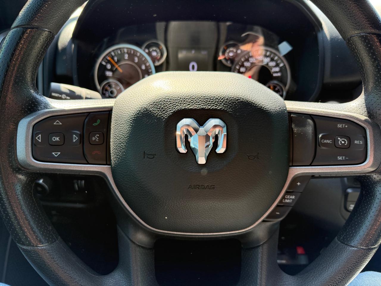 2022 RAM 1500 Tradesman V6! Ext Cab! Photo