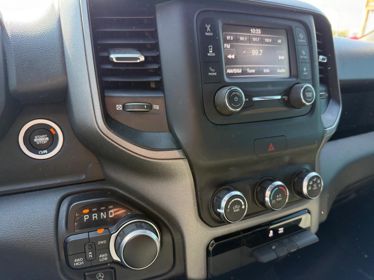 2022 RAM 1500 Tradesman V6! Ext Cab! Photo