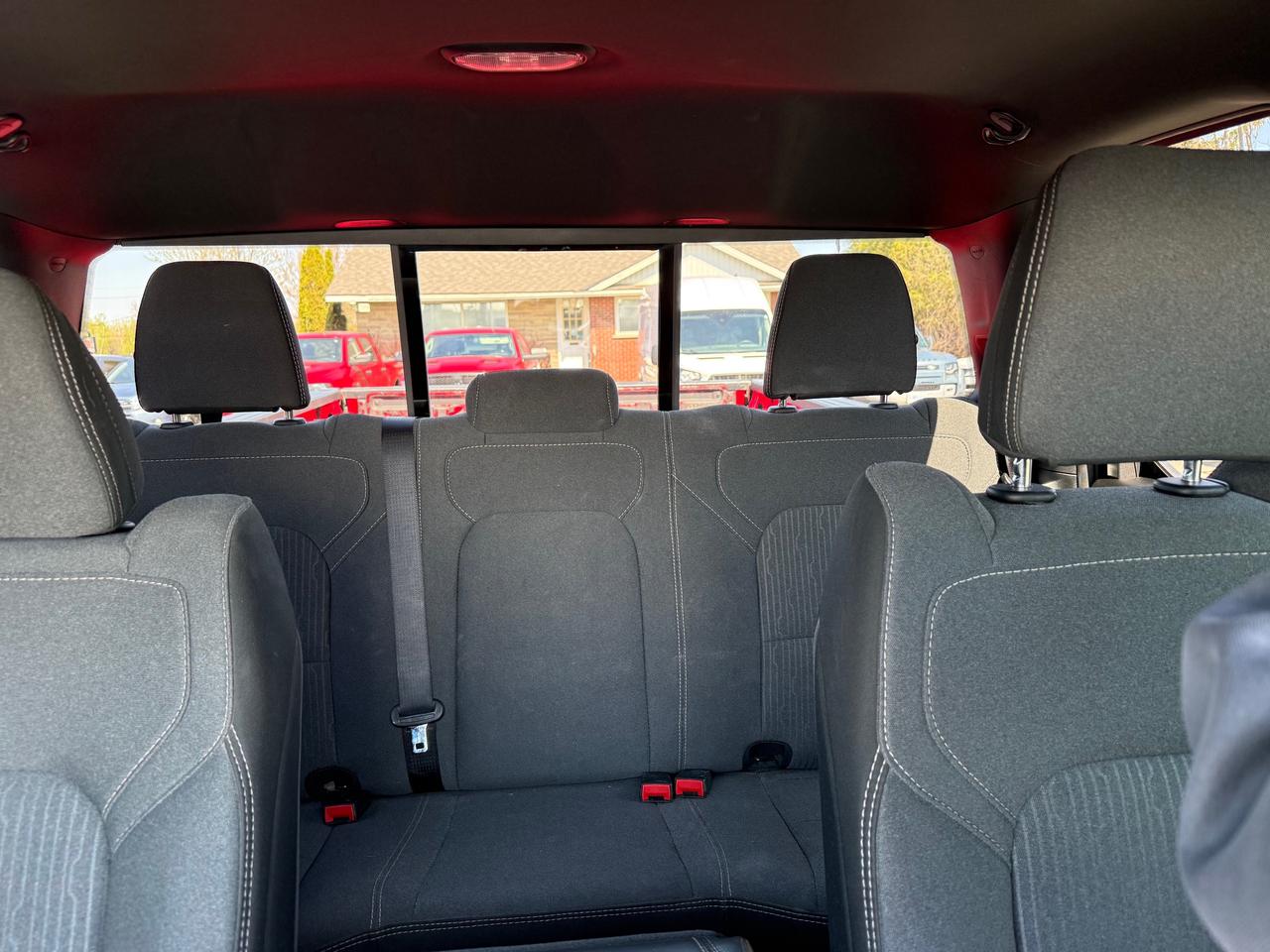 2022 RAM 1500 Tradesman V6! Ext Cab! Photo